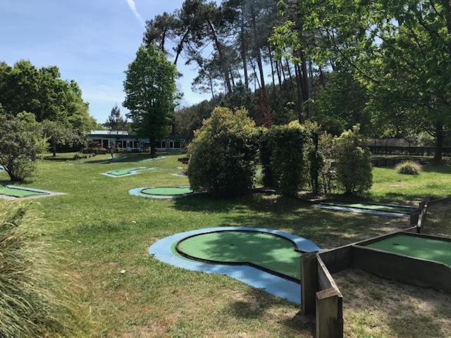 Village Vacances Aux Villages Sous Les Pins ليو المظهر الخارجي الصورة